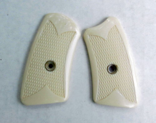 Ruger SP101 Altamont's Inserts Checkered Bonded Ivory
